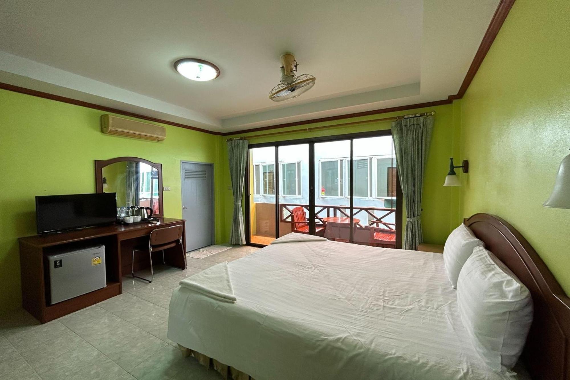 Me Mee Place & Tour Krabi Ao Nang Luaran gambar